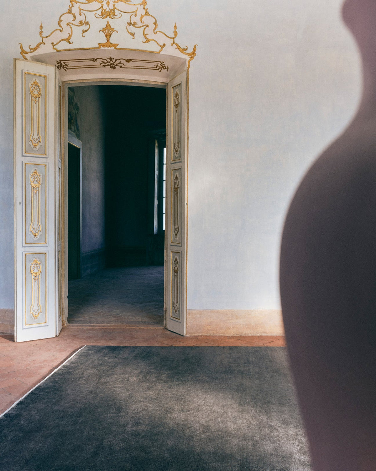 Venezia: Light, Held In Silk